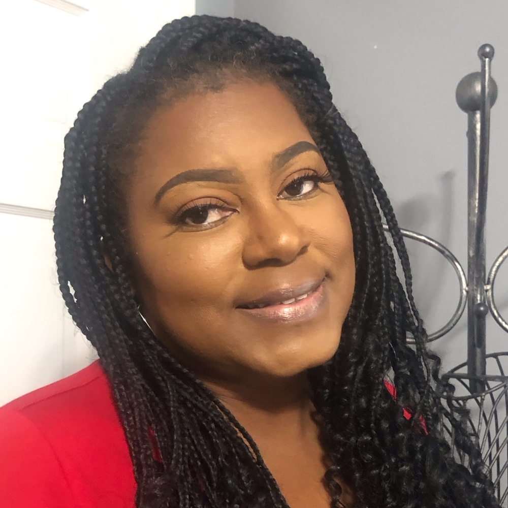 Meet your Posher, Delisa